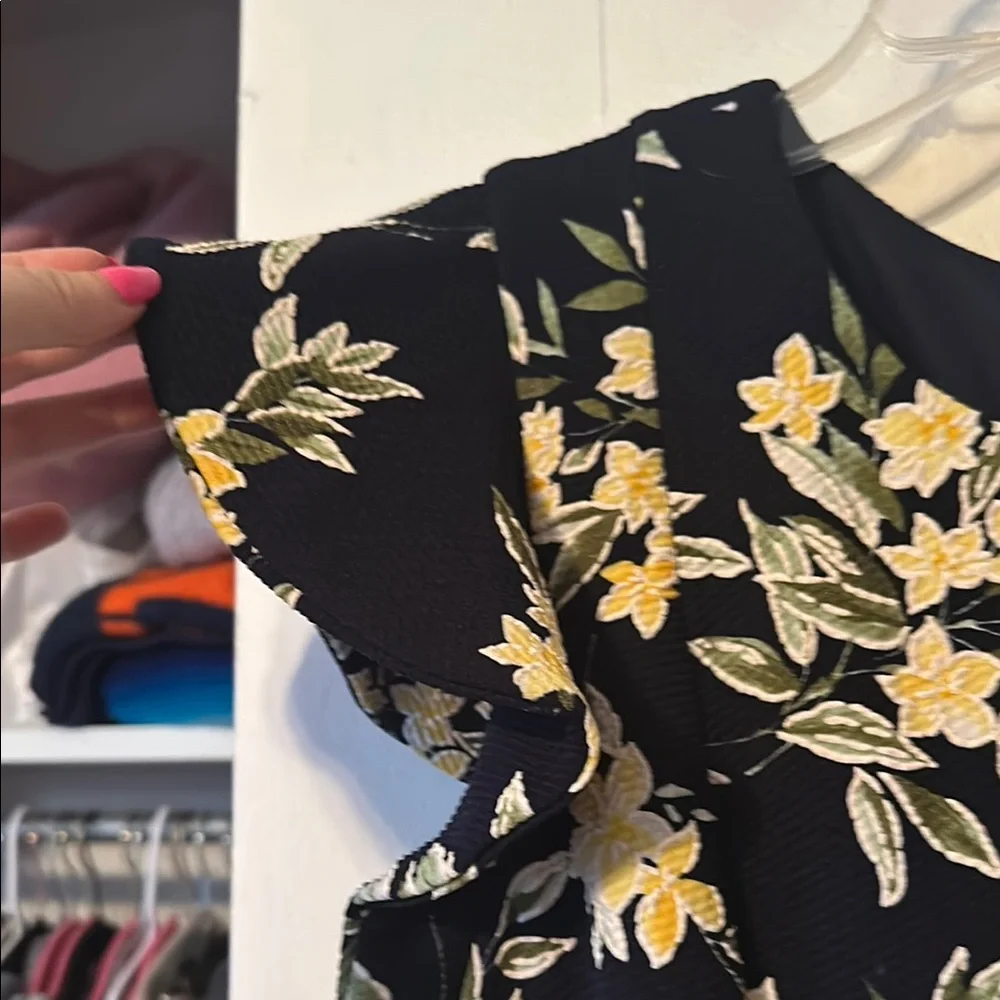 Jessica Howard Black Dress with Yellow Floral Design - Picture 4 of 6